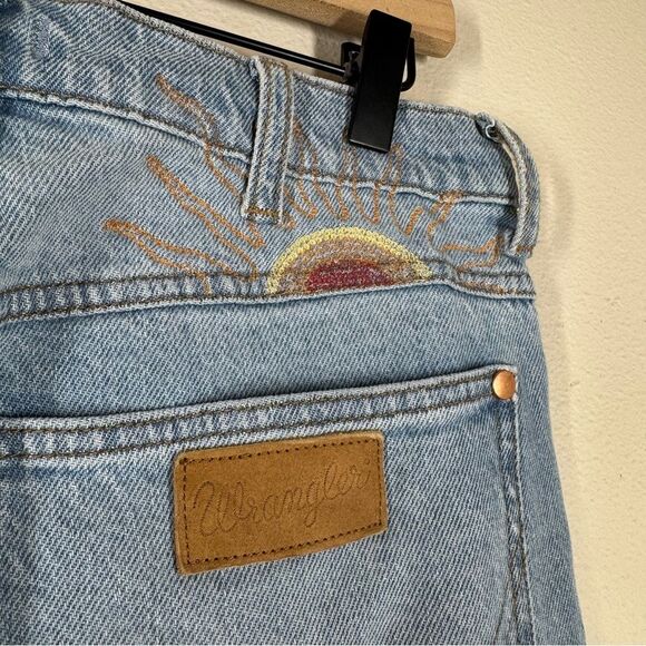 Wrangler Westward 626 High Rise Boot Cut Jeans Sunshine Embroidery Women’s 30x34 - Picture 6 of 8